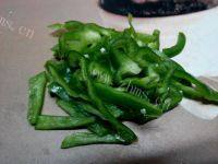 口感好的花菜炒肉做法图解2)