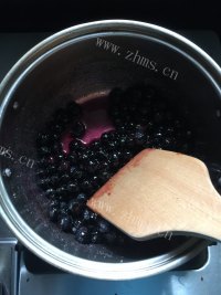 好吃的蓝莓果酱做法图解5)
