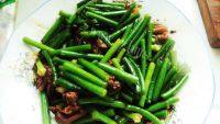 易做的蒜苔炒肉
