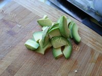 美味的牛油果面条做法图解2)