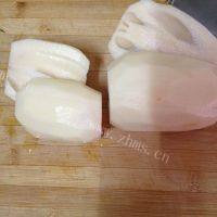 家常菜五花肉炖莲藕做法图解3)