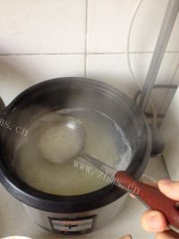 营养鱼米粥做法图解1)