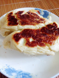 电饭锅椰枣面包做法图解18)