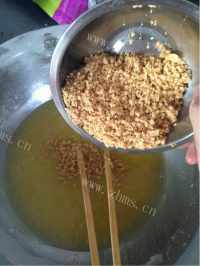 自制花生酥饼干做法图解3)