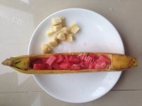 自制香蕉船水果沙拉做法图解8)