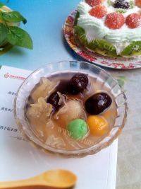 红枣圆子银耳汤做法图解8)
