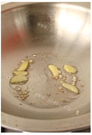 豆酱蒜香牛肉拌面做法图解3)