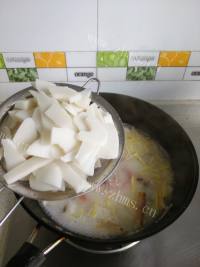 食欲大开的渔家汤年糕做法图解6)