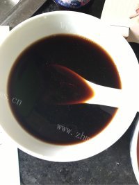美味的糖醋脆皮豆腐做法图解3)