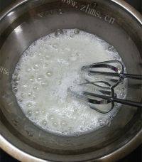 如此诱人的戚风蛋糕做法图解9)