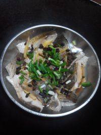 家常菜豆豉蒸鱼