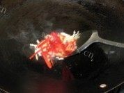 双椒炒肉丝做法图解4)