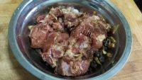 家常菜豆豉蒸排骨做法图解4)