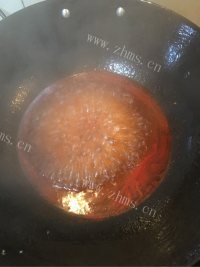 色泽鲜亮的酸甜排骨做法图解3)