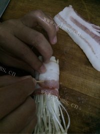 好吃的培根金针菇卷做法图解5)