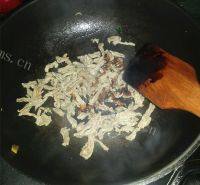 孜然干煸牛肉丝做法图解6)