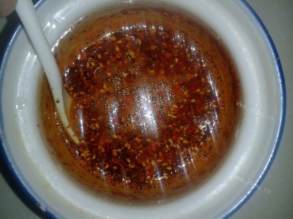 芳香四溢的辣椒油