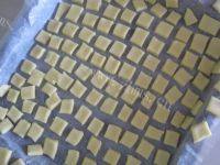 自己做的牛奶方块小饼干