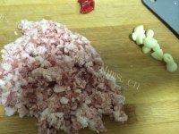 家常菜肉末豆腐做法图解2)