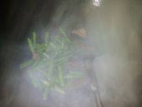 家常菜肉片炒四季豆