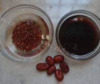 美味早餐红豆黑米粥做法图解1)