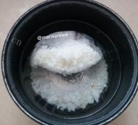 好吸收的香菜瘦肉粥做法图解1)