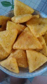 十分诱人的油炸南瓜饼