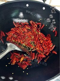美味的香辣猪蹄做法图解11)