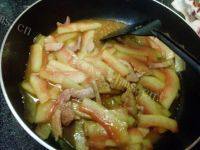 家常菜西瓜皮炒肉做法图解7)