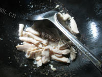 风味泡菜炒鸡柳做法图解8)