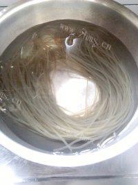 开胃的重庆酸辣粉做法图解2)