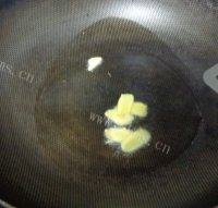 鲜虾蘑菇粉丝煲做法图解5)