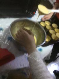 美味的马芬蛋糕做法图解9)
