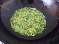 自己做的菠菜鸡蛋饼做法图解9)