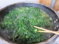 猪肉荠菜馅饺子做法图解2)