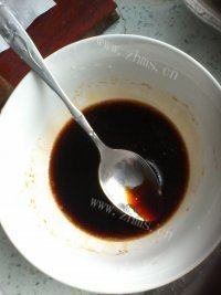 味道不错的皮蛋豆腐做法图解6)
