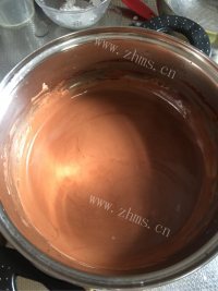 诱人的巧克力慕斯蛋糕做法图解6)