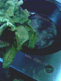 爽滑清炒莴笋叶做法图解2)