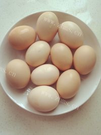 自制茶叶蛋做法图解1)