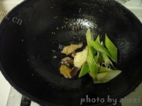 特色美食东北乱炖做法图解3)