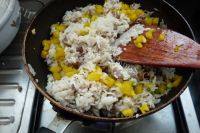 甜椒牛肉炒饭做法图解5)