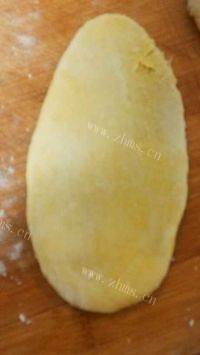 自制白糖酥饼做法图解4)