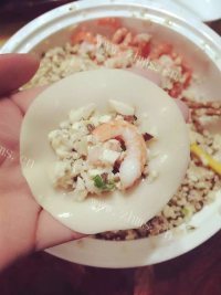 鲜香软嫩虾仁饺做法图解6)