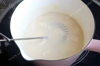 美味的咖喱鸡肉乳酪焗饭做法图解6)
