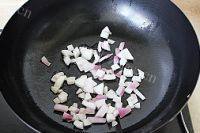 香脆黄金咖喱虾做法图解4)