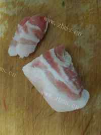 家常菜五花肉炒豆角做法图解2)
