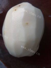 家常菜五花肉炒土豆做法图解2)