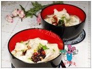 美味的三鲜红油抄手
