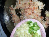 自己做的菠萝饭