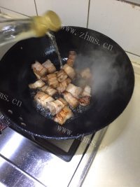 鲜美嫩滑的海带千张炖五花做法图解10)